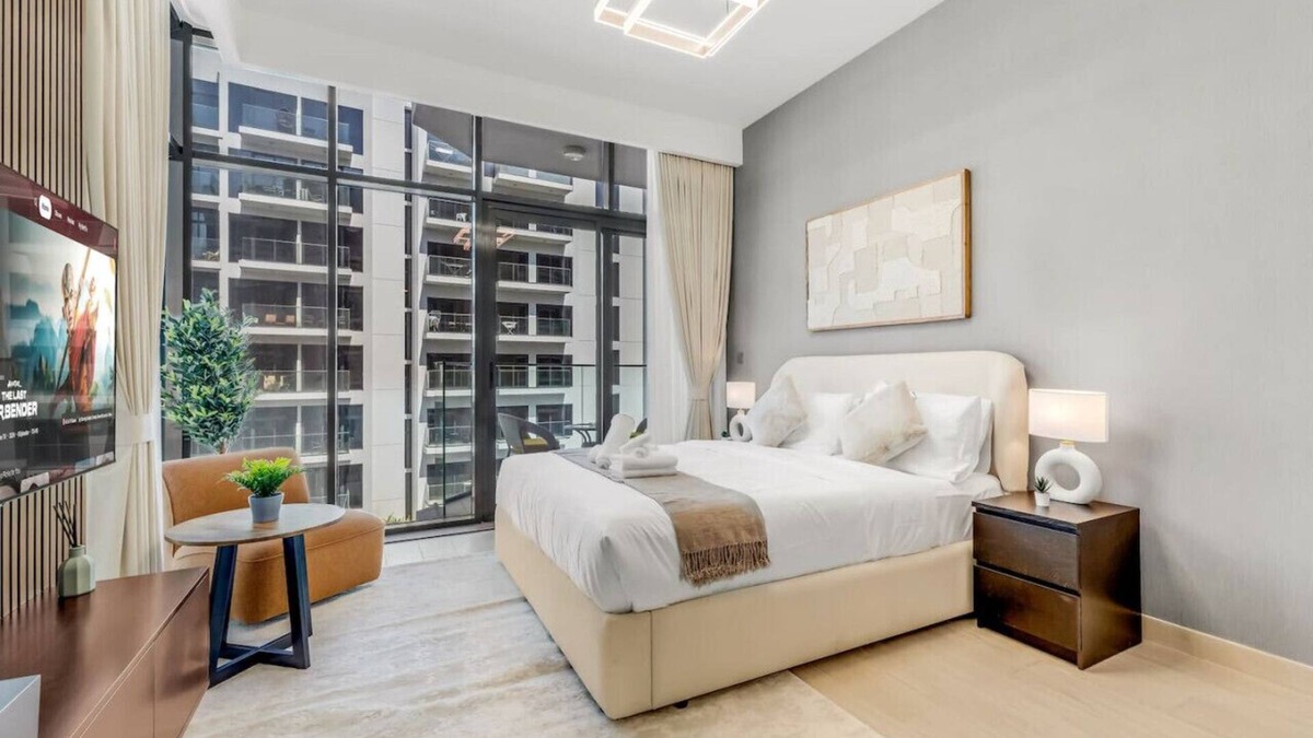 Nad Al Sheba Apartment | Stunning Studio with a View