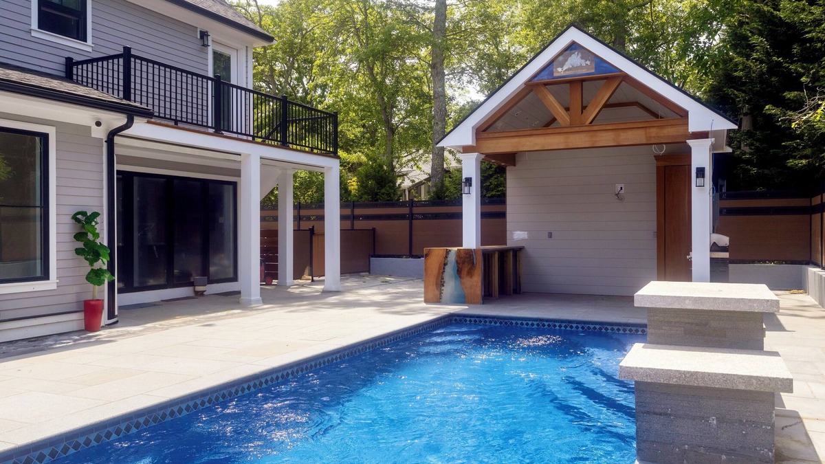 Tisbury House | Stunning Tisbury Retreat with Pool