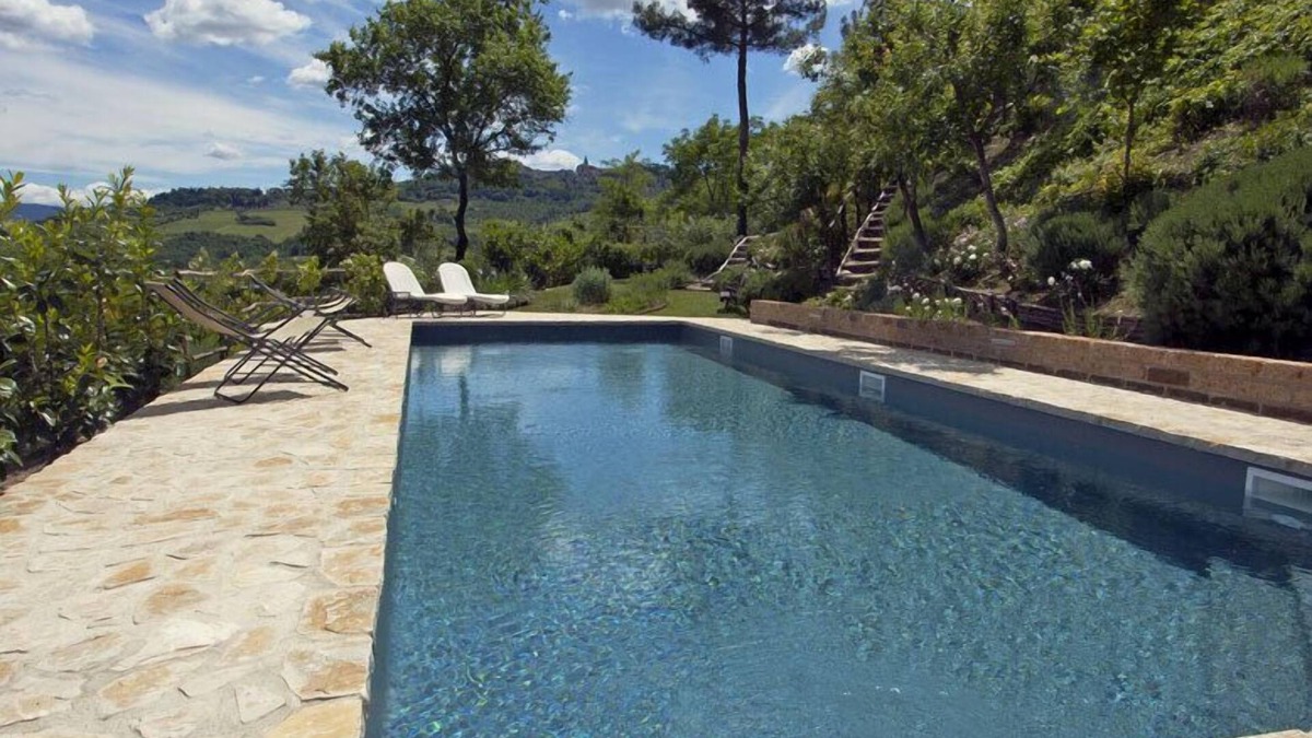 Todi House | Stunning Tower with garden and panoramic Pool 5 minutes from Todi - Sleeps 10
