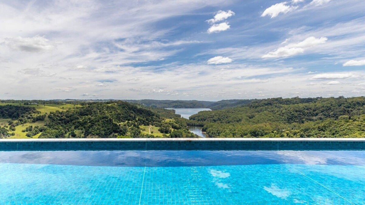 Balmoral Ridge House | Stunning Tranquil Hinterland Retreat-Superb Views!