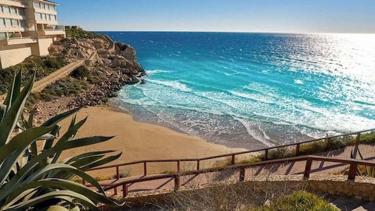 Salou City Centre Apartment | Stunning two Bedroom Apartment in Salou