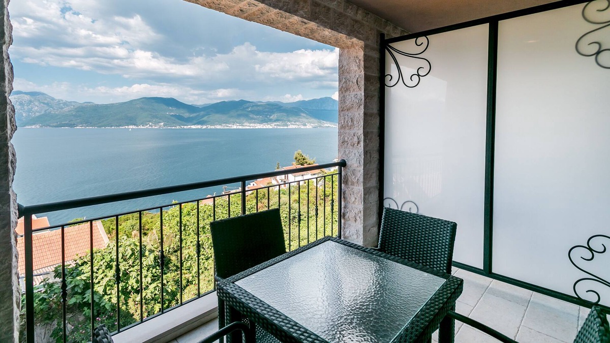 Krasici Apartment | Stunning two bedroom penthouse apartment with great views and pool