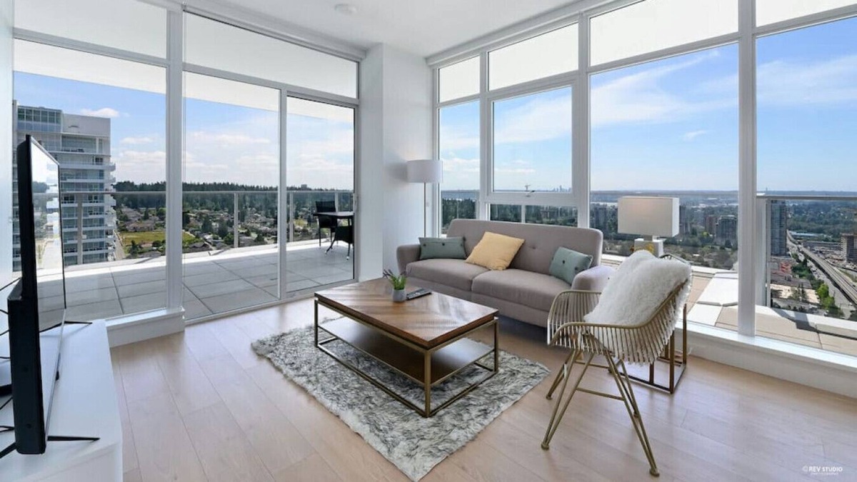 Coquitlam Apartment | Stunning View2BE+2BR Condo/HUGE Balcony!