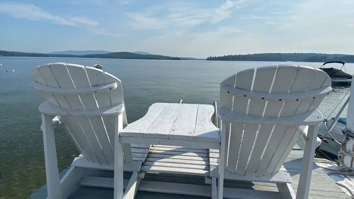 Weirs Beach House | Stunning Views and More on Lake Winnipesaukee Sleeps 8