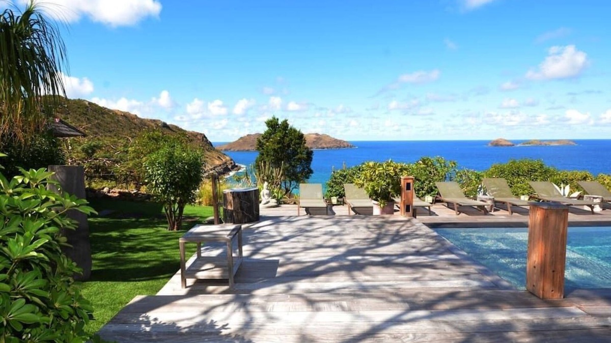 Anse des Cayes House | Stunning Villa Amancaya, Ocean View, Gym, + WIFI