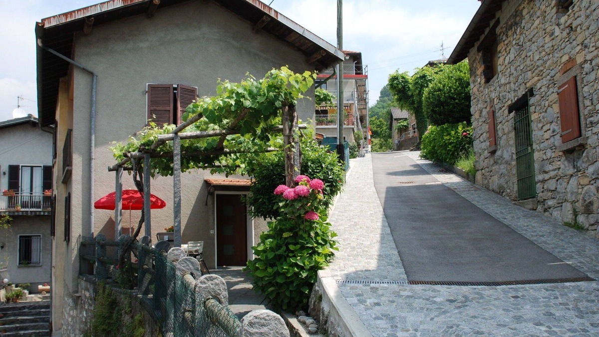 Casima House | Stunning villa for 4 people with patio and pets allowed