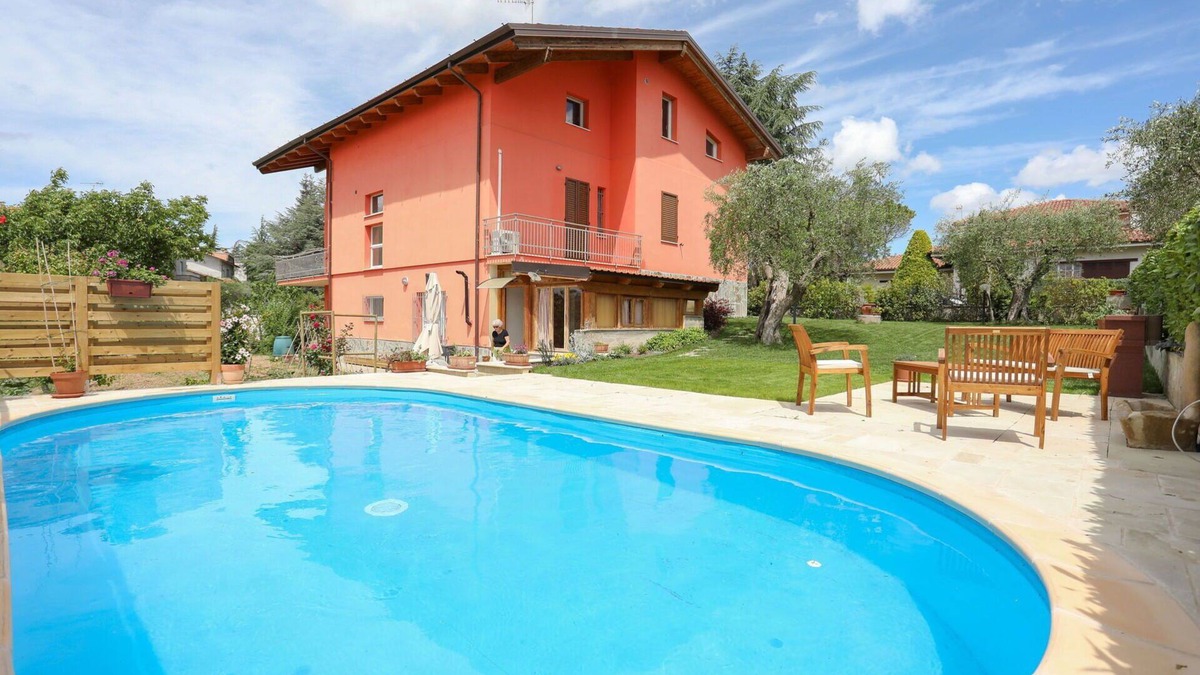 Saltara Villa | Stunning villa for 5 guests with private pool, WIFI, A/C, TV, patio and panoramic view