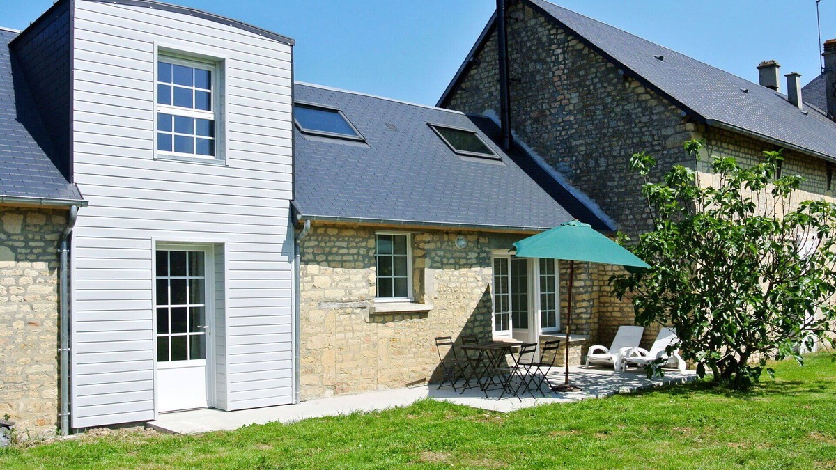 Le Mesnil-Patry House | Stunning villa for 5 people with WIFI, TV and terrace