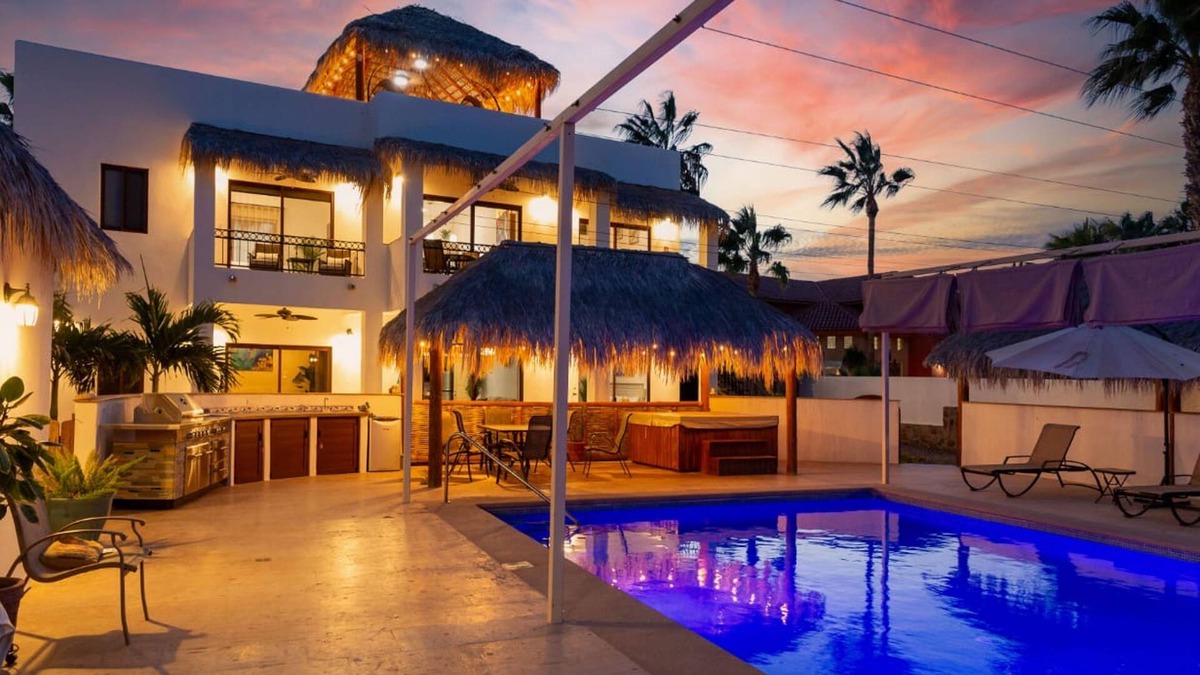 Loreto Villa | Stunning Villa with a highlight rooftop area, heated pool, balcony, & WIFI