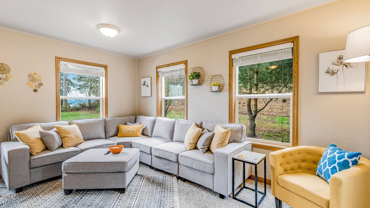 Camano Island House | Stunning waterfront getaway with firepit, woodstove, & scenic deck