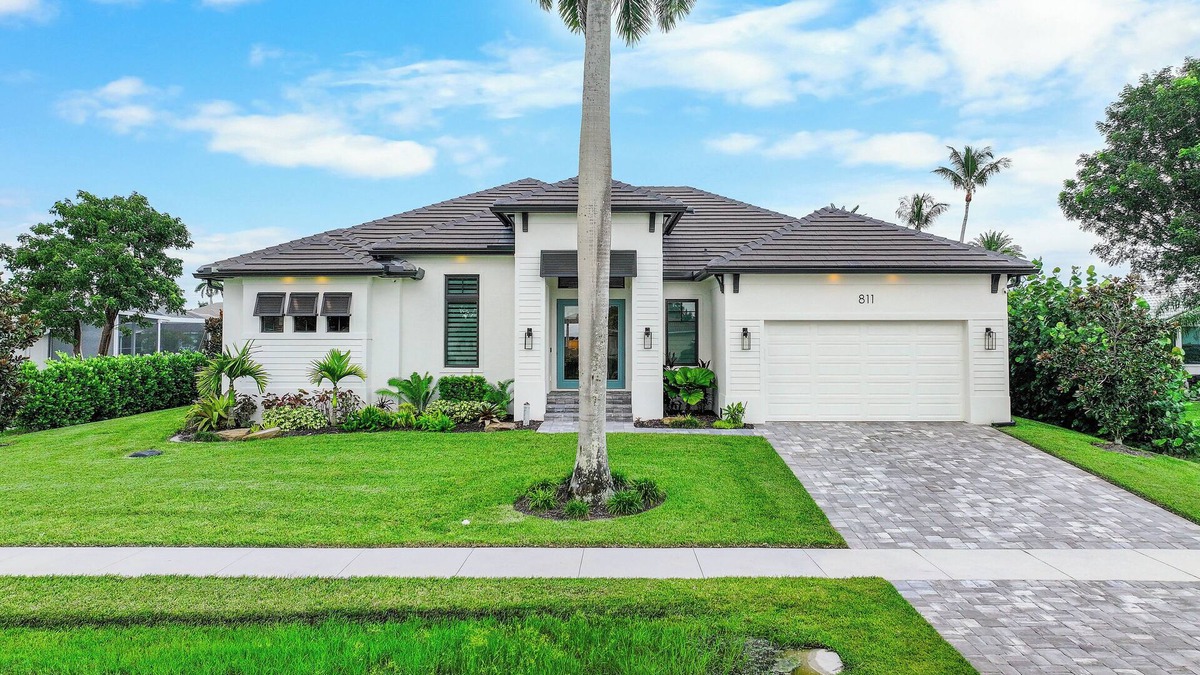 Marco Island House | Stunning waterfront home w/heated pool & hot tub