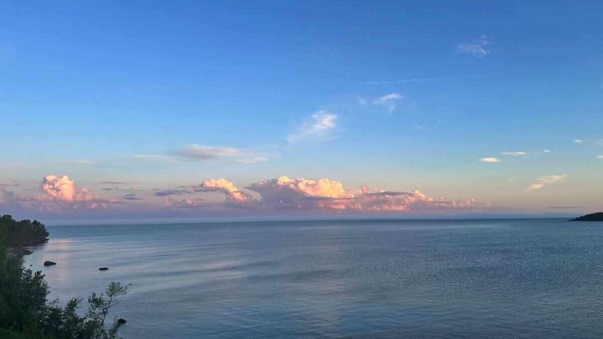 Two Harbors Apartment | Stunning Waterfront Condo- Pool/Hot Tub/Sauna (3BR 3Bath)