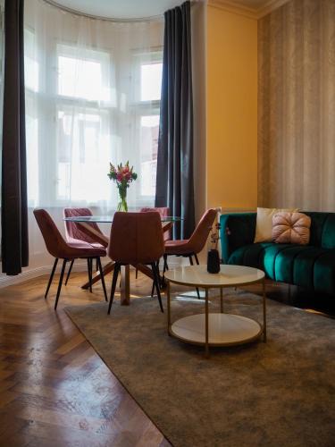 Stare Mesto Apartment | Stupartska Grand Residence