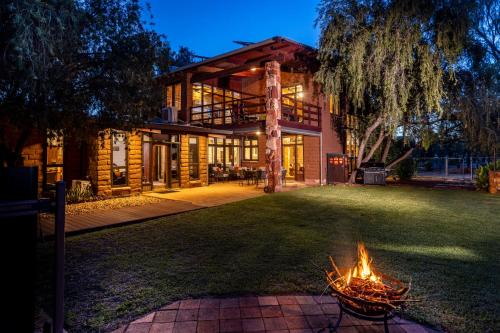 Connellan House | Sturt Desert Pea House