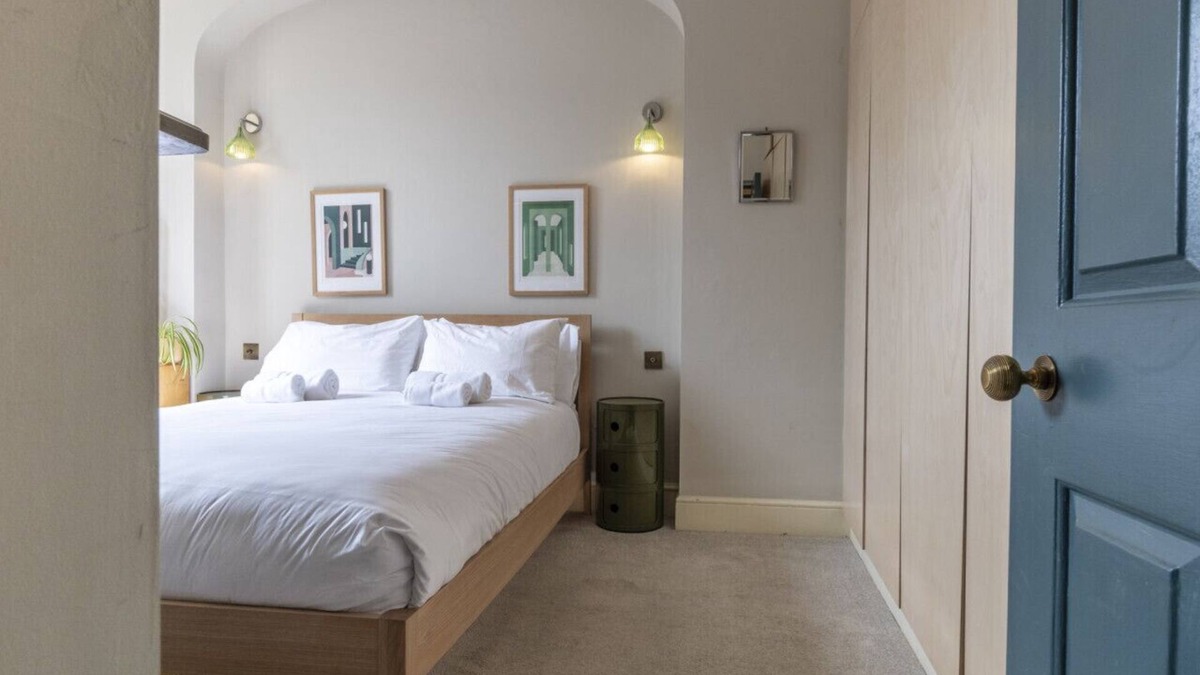 Winchcombe Apartment | Stylish 2BD in Central Winchcombe