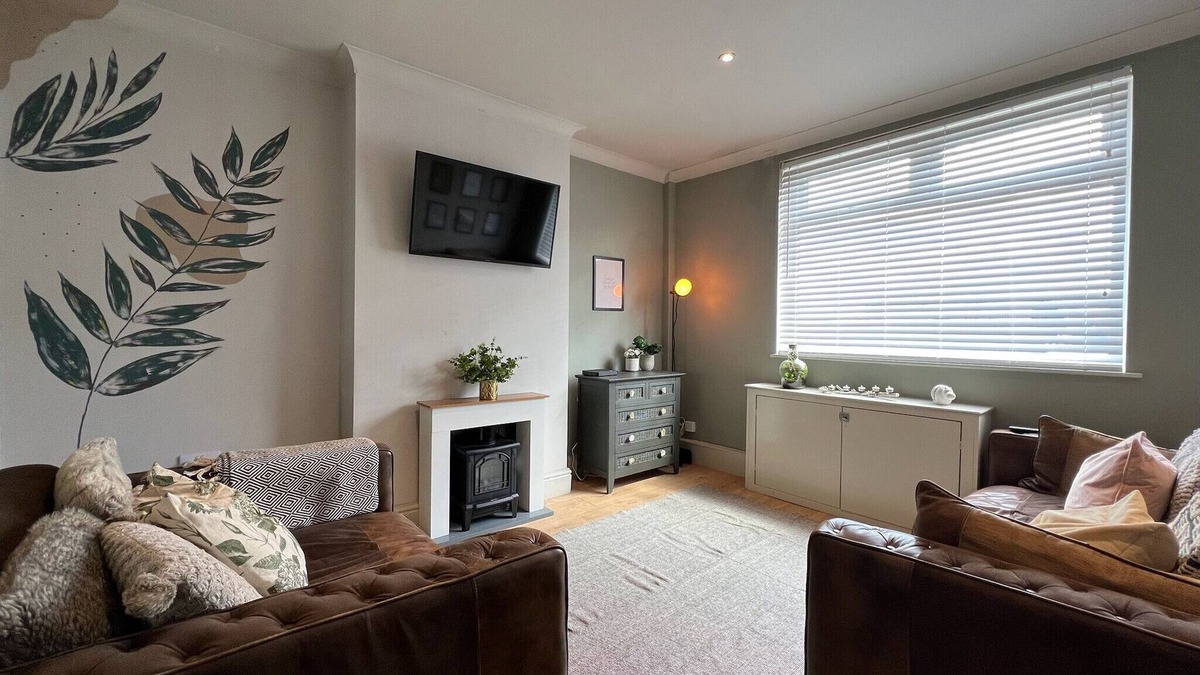 Wigan House | Stylish 2Bed House in the Heart of Wigan
