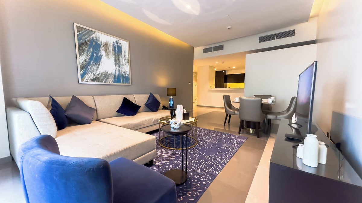 Downtown Dubai Apartment | Stylish 2BR in Business bay- 1004