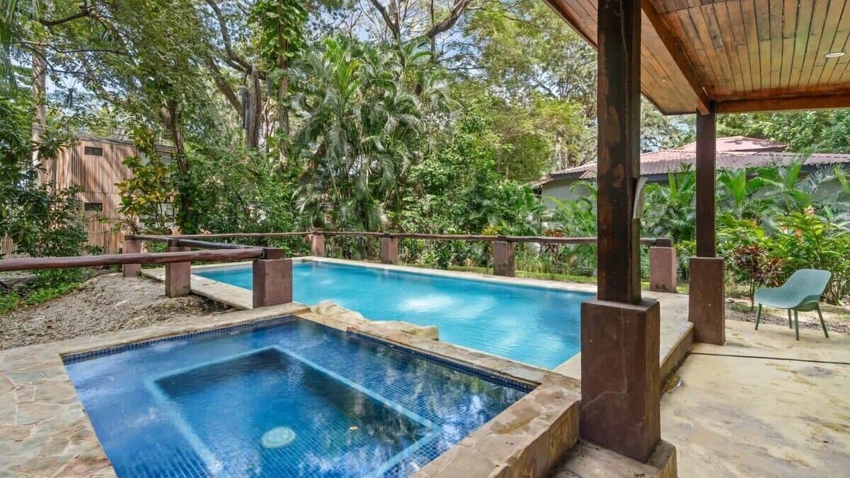 Potrero House | Stylish 3-Bedroom Tropical Escape with Pool & Outdoor Living, 1 Block from Playa