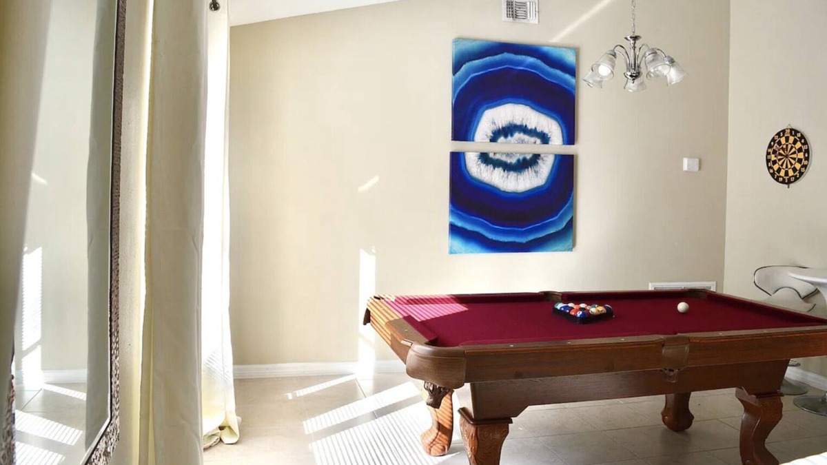 Orlando House | Stylish 3-Bedroom Home w/ Game Room