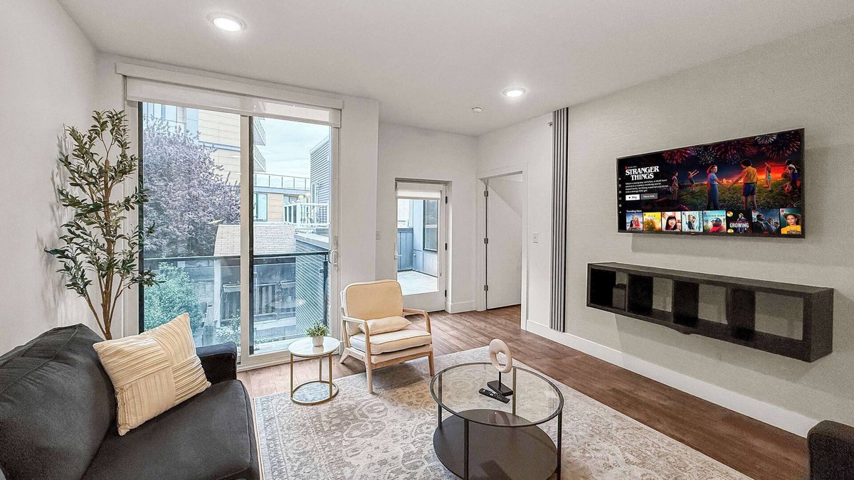 Olde Kensington Apartment | Stylish 3BD | Sleeps 10 | Northern Liberties