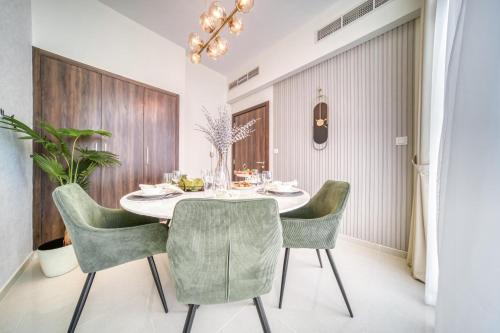 Dubai Villa | Stylish 3BR Townhouse with private outdoor lounge- Victoria Damac Hills 2