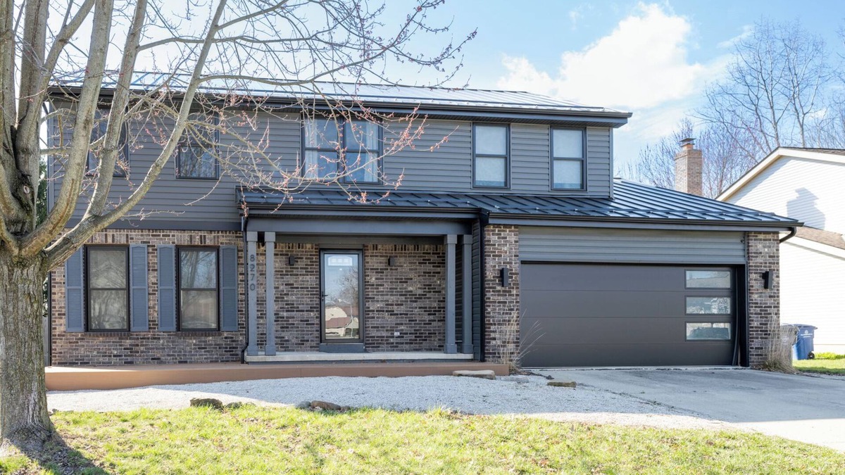 Reynoldsburg House | Stylish 4 bed 2.5 bath home in Reynoldsburg