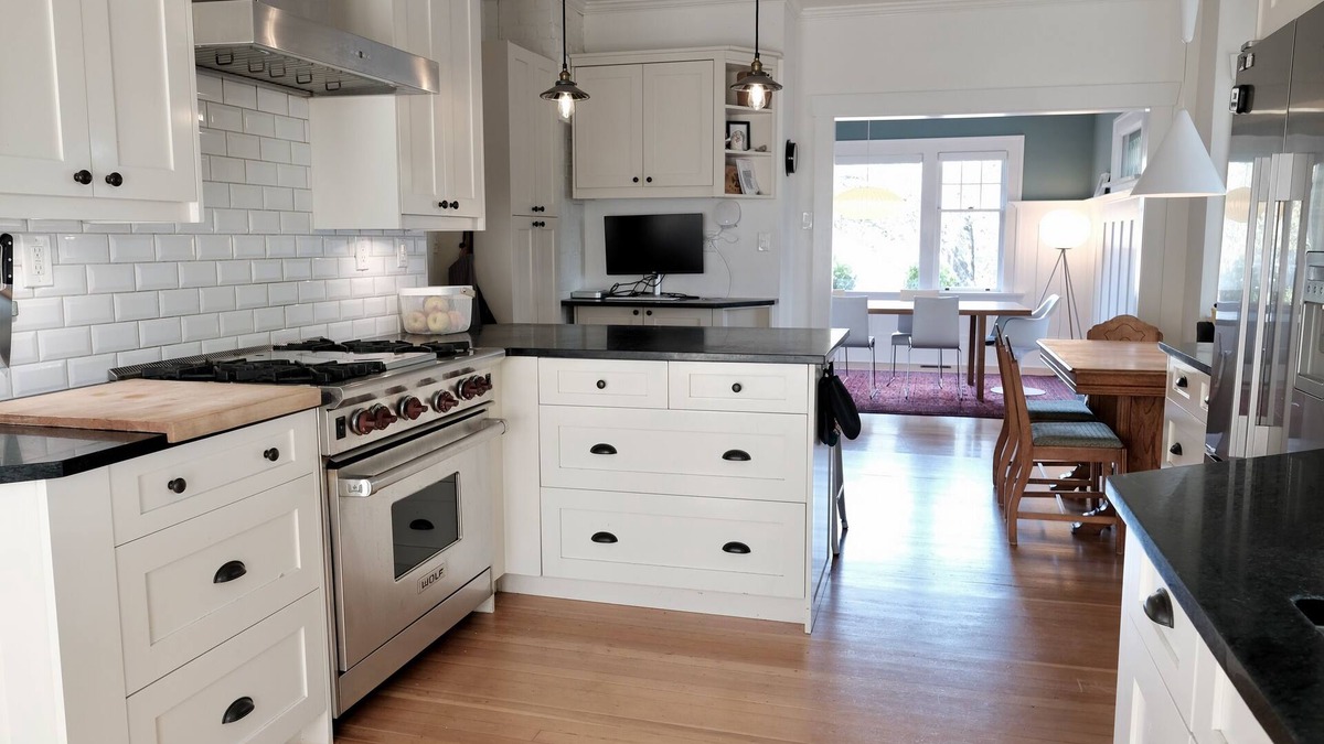 Kensington-Cedar Cottage House | Stylish 4 bedroom, 2 bath craftsman character home