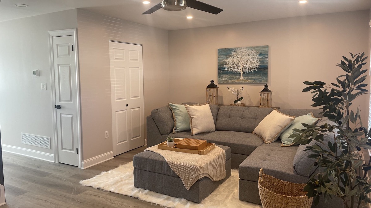 Newark House | Stylish 4 Bedroom Townhouse near UD campus