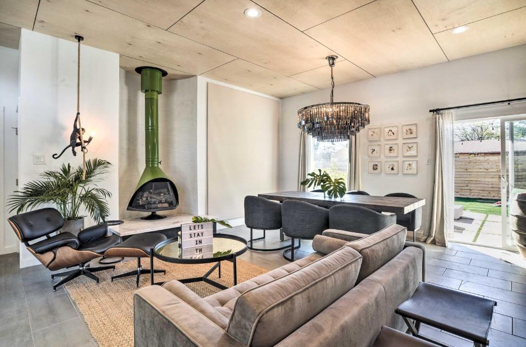 Albuquerque House | Stylish Albuquerque Home about 6 Miles to Downtown!