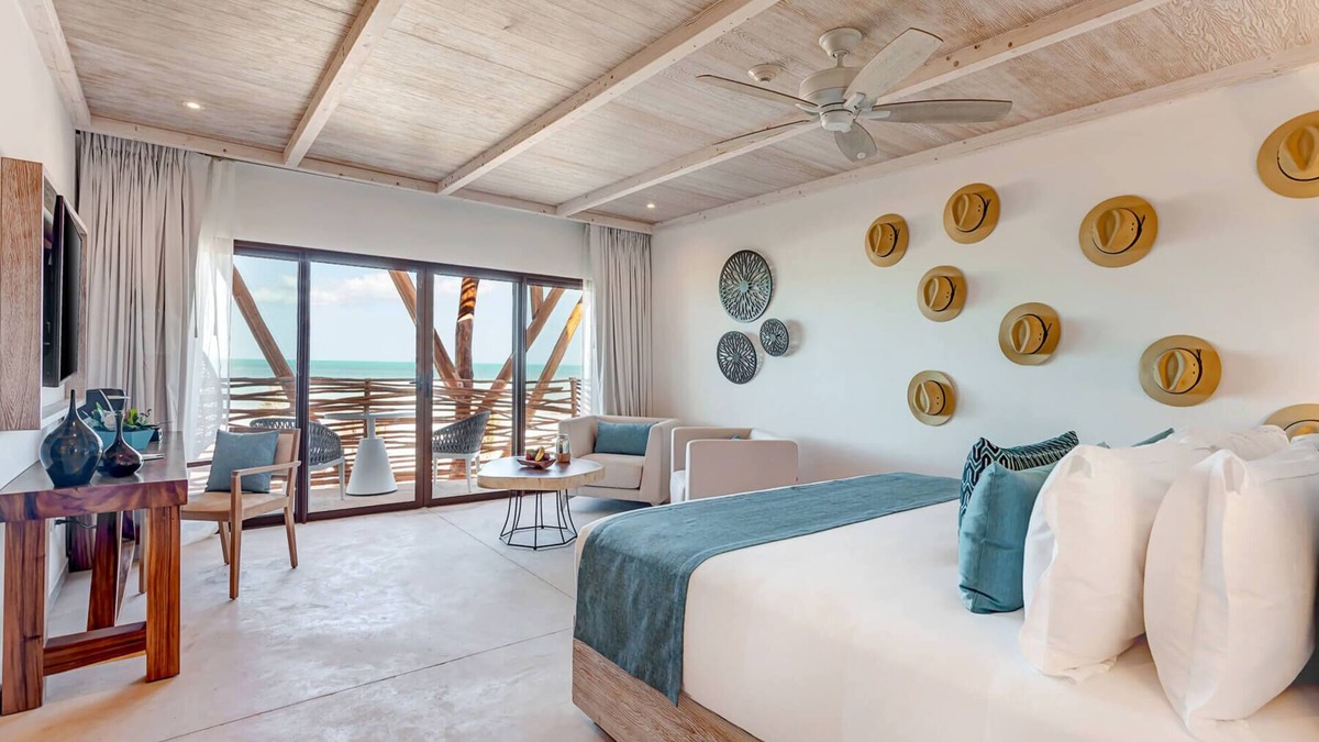 Isla Holbox Hotel | Stylish and Comfortable Stay in Holbox! Swimming Pool, Direct Beach Access!