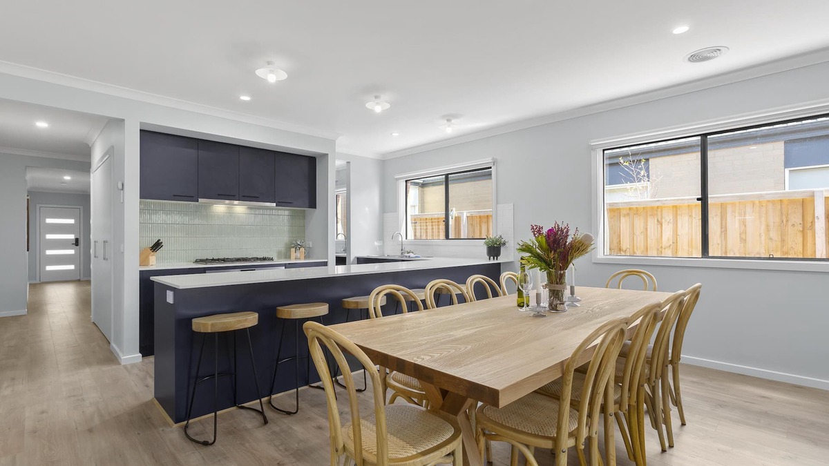 Clifton Springs House | Stylish and contemporary 4 bedroom house with Alfresco