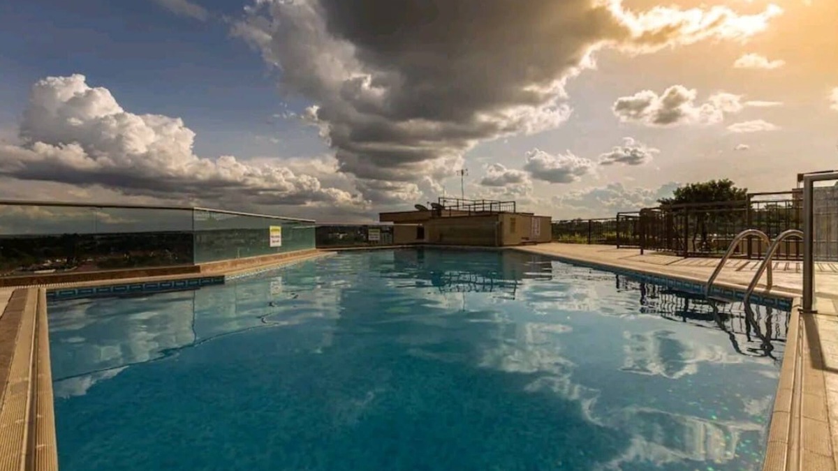 Nairobi West Apartment | Stylish and Cozy 2-Bed Oasis with Rooftop Gym and Pool!