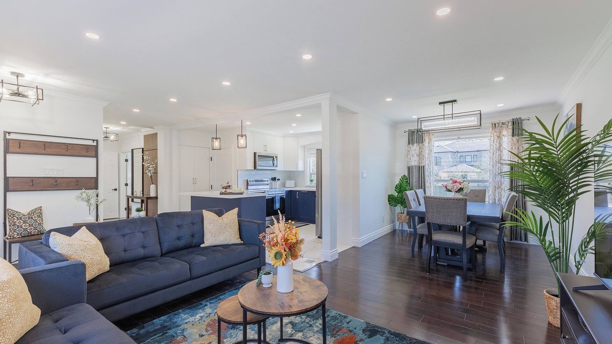 West Oakville House | Stylish, and Fully Renovated Bungalow Retreat