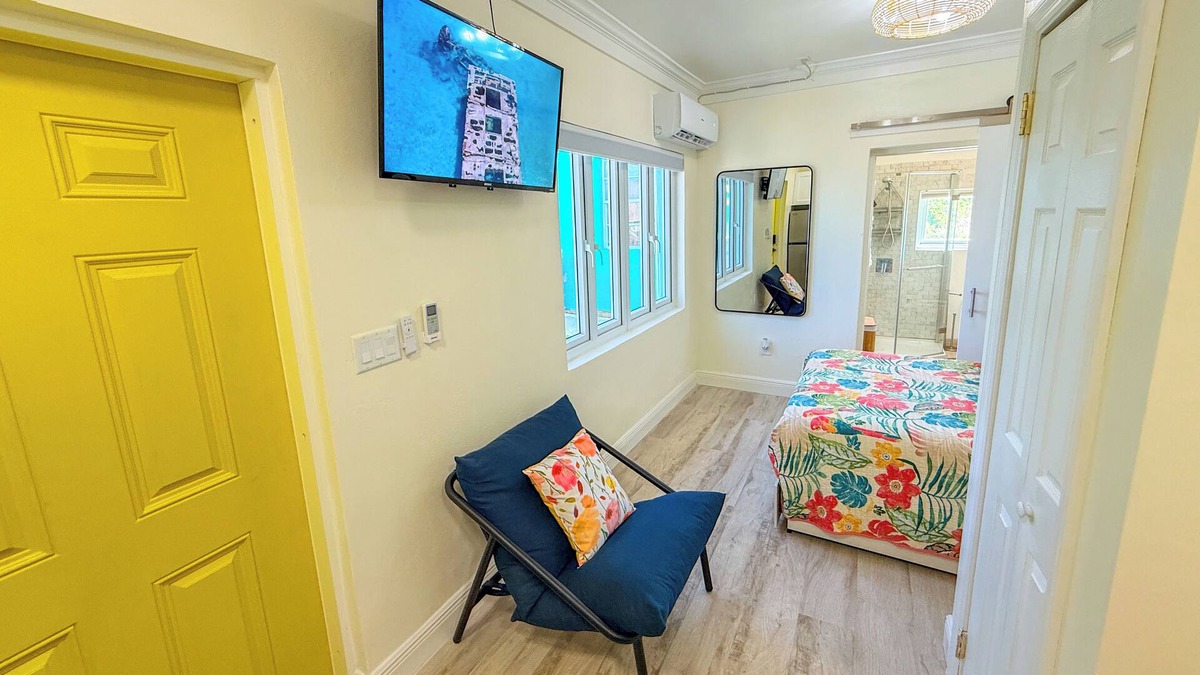 William's Town Cottage | Stylish and modern 1-bedroom cottage in fantastic Williams Town