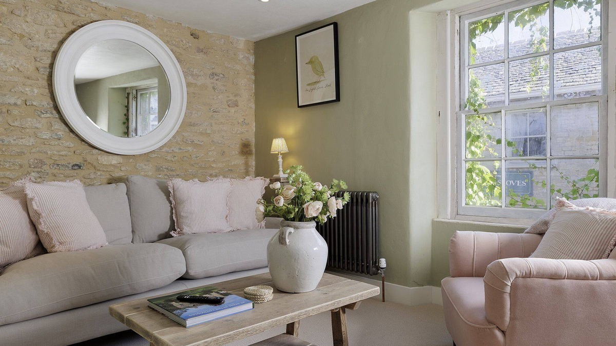 Stow-on-the-Wold Cottage | Stylish and sophisticated holiday apartment - Flat 2 Martins House
