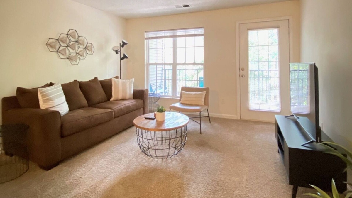 North Charleston Apartment | Stylish and Spacious Modern Apartment