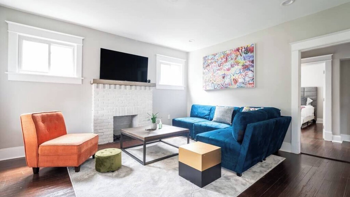 Brookland House | Stylish And Spacious Cozy Retreat Central Location