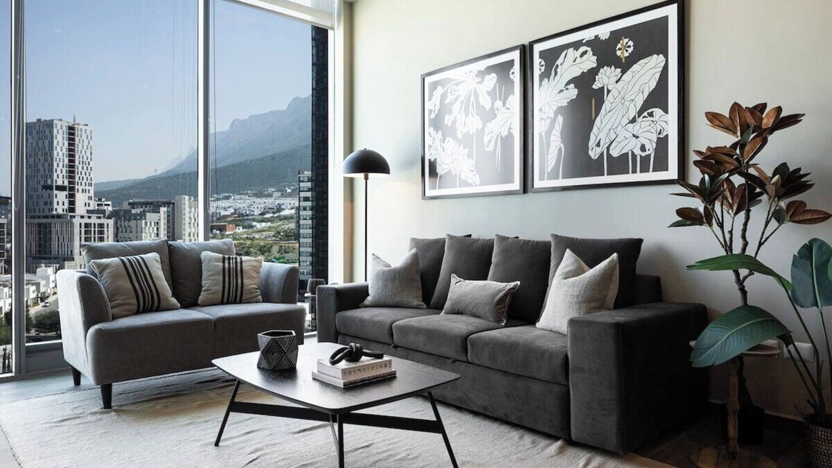 Monterrey Apartment | Stylish Apartment with Mountain view, Pool & Gym