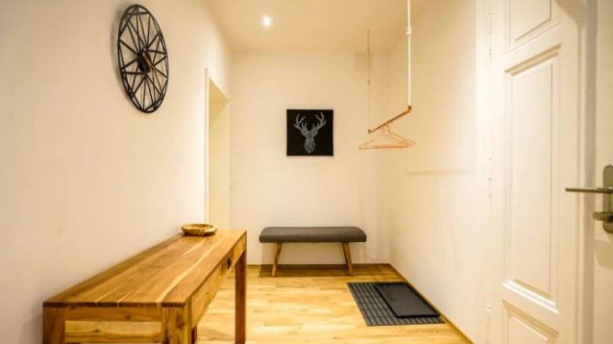 Zentrum-Ost Apartment | *Stylish apartment at the Main Station/2 BR/4-6 Pers.*