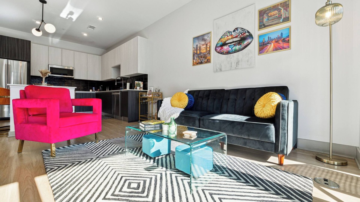 Home Park Apartment | Stylish apartment in heart of ATL! Kid-Friendly & by Top Local Attractions