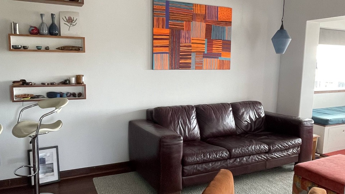 Floreat Apartment | Stylish apartment in small complex. Close to the city, beach and parks.