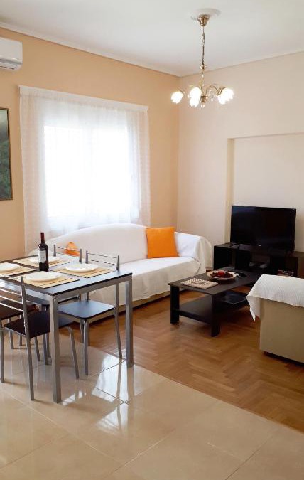 Athens Apartment | Stylish apartment near Katechaki