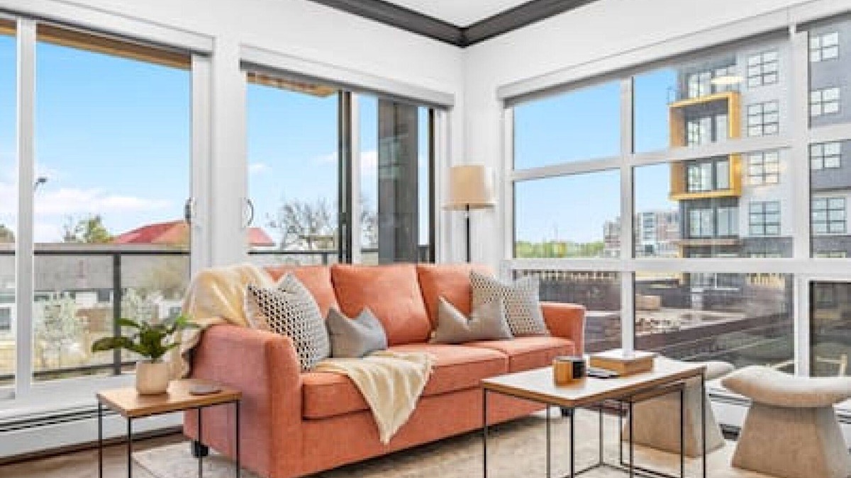Currie Barracks Apartment | Stylish & Bright 2BR/2BA | A/C | Near Downtown MRU