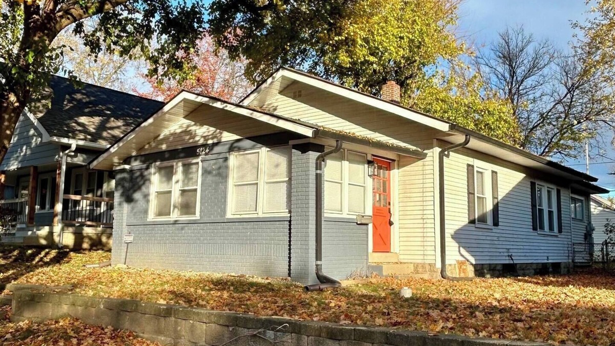Irvington House | Stylish Bungalow - Close to Downtown - Pet Friendly - Easy Access to Highways
