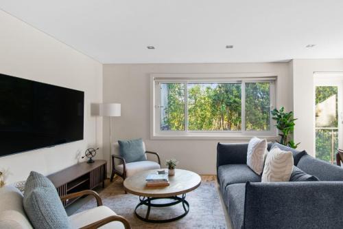 Clovelly Apartment | Stylish Clovelly Getaway near Bondi Beach