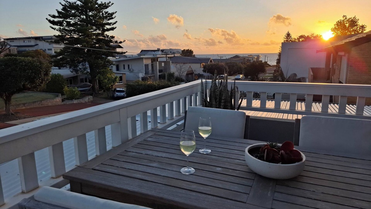 Sorrento House | Stylish coastal home in Sorrento featuring spacious living, modern finishes, and relaxing outdoor spaces perfect for a serene seaside getaway.