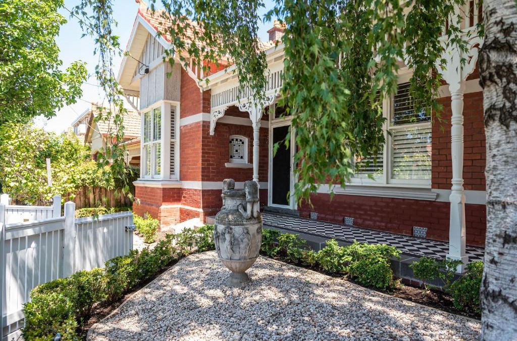 St Kilda House | Stylish Contemporary Retreat St Kilda