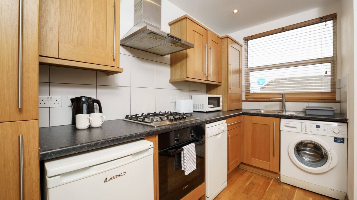 Dalston Apartment | Stylish & Cosy Studio in the Heart of London
