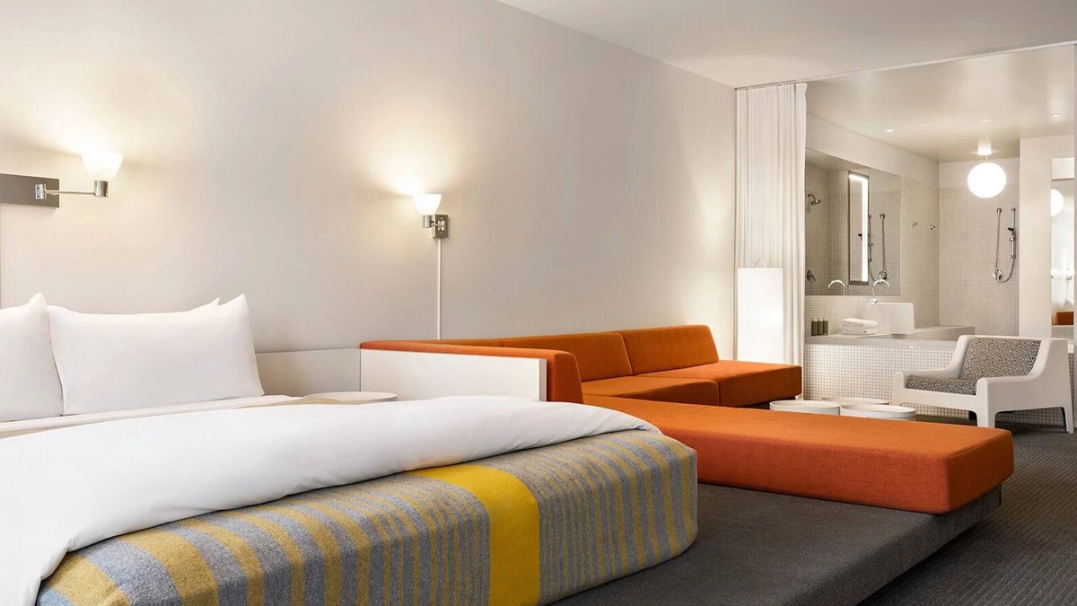 Financial District Hotel | Stylish & Cozy Room in the Heart of DTLA – Near Crypto Arena, Dining & Shopping