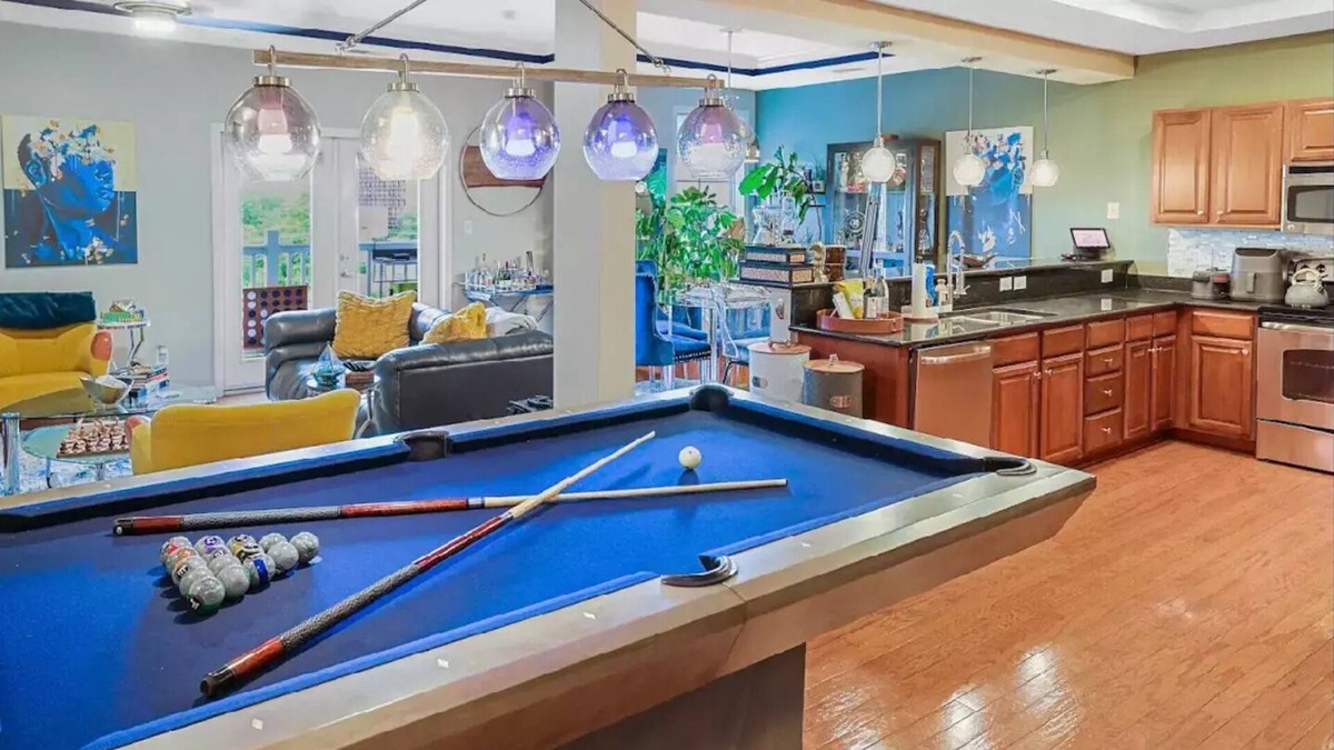 Downtown Greensboro Condo | Stylish Downtown Condo